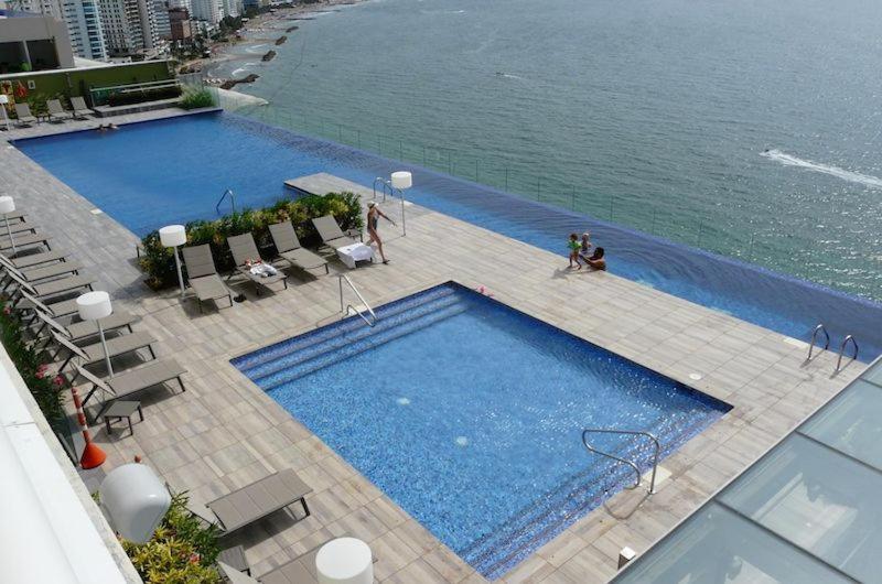 Luxury Apartemt Bay Front 1bed 2703 Apartamento